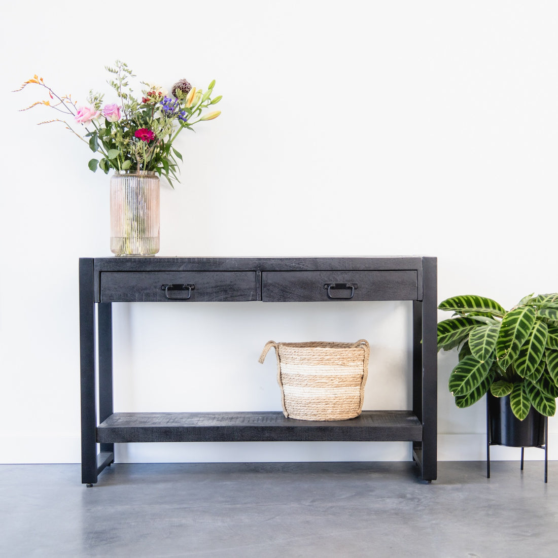 Sidetable / Dressoir met lades Industrieel Design | Zwart Mangohout en Staal | 120x35x76cm - Industrieelinhuis.nl